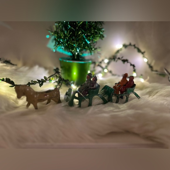 Antique Barclay 7pc Cast Lead Figures Horse Open Sleigh #510 1940s - Picture 2 of 10